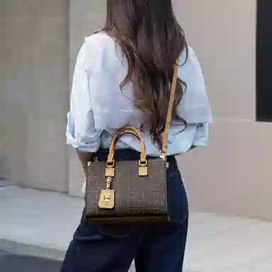 Tote