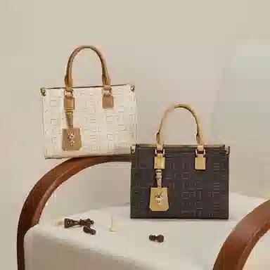 Tote