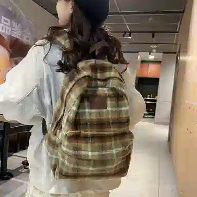 KAMLUI Backpack