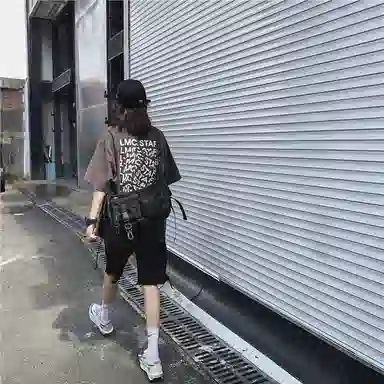 KAMLUI Nylon Shoulder Bag Black