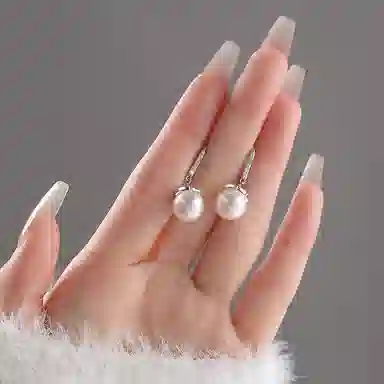 999