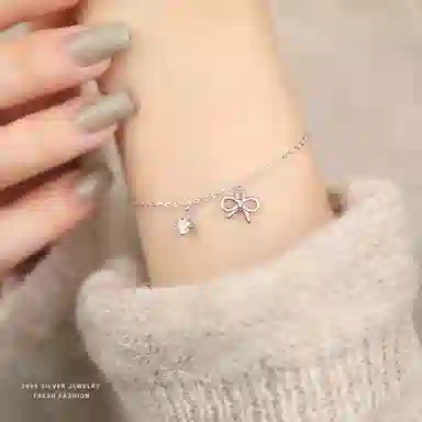 999