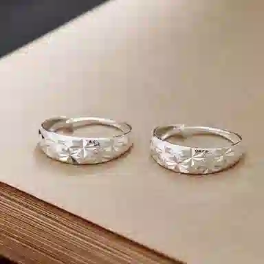990