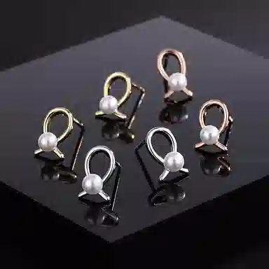 999