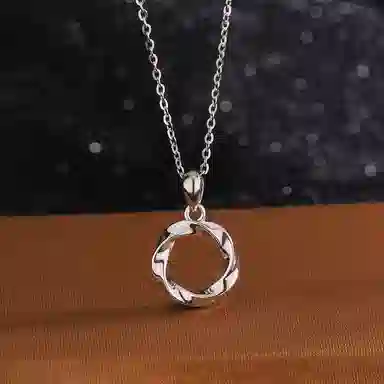 999