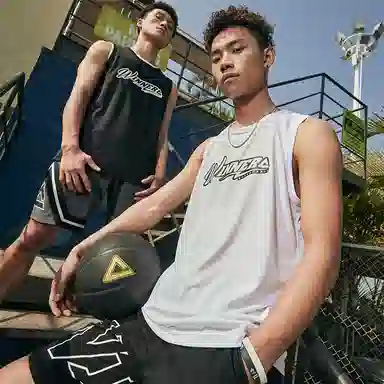 匹克 音爆系列 美式透气休闲健身跑步训练无袖篮球背心夏季新款宽松实战训练篮球服 男款 黑色