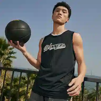 匹克 音爆系列 美式透气休闲健身跑步训练无袖篮球背心夏季新款宽松实战训练篮球服 男款 黑色