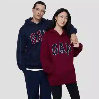 GAP Heavyweight Fleece Logo Hoodie