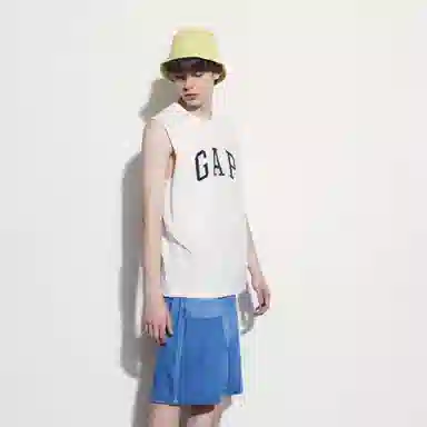 GAP Sleeveless Logo Tank White