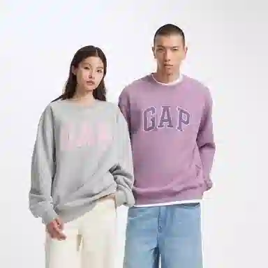 GAP Logo Series Pullover Sweatshirt