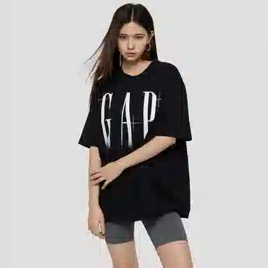 GAP Logo Print T-Shirt