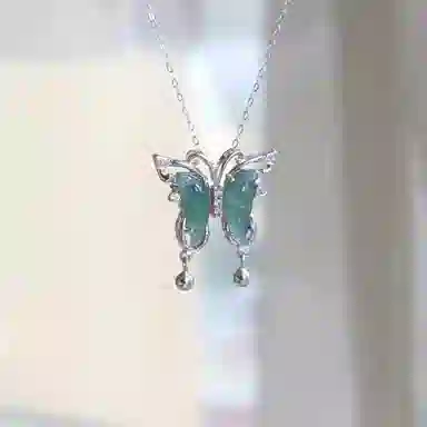 免费刻字 银之岚 蝴蝶吊坠镶钻轻奢潮流锁骨链#好运 玉髓 项链 女款