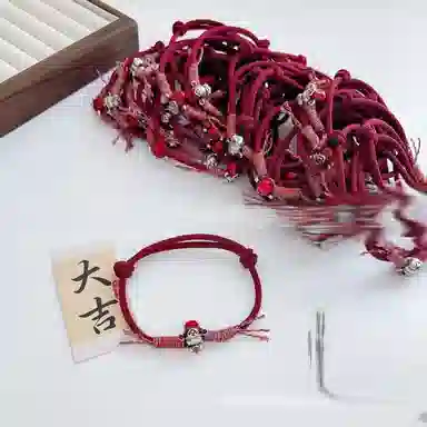 999