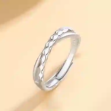 925