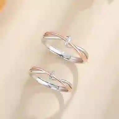 925