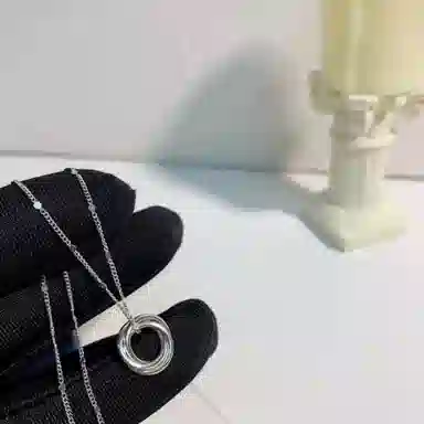 990