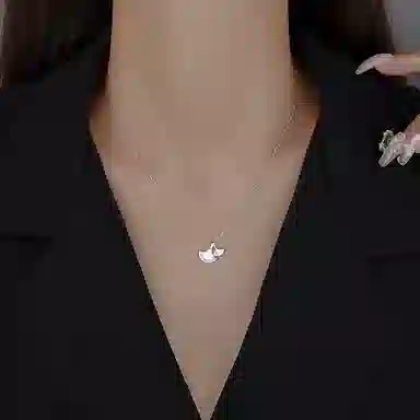 999