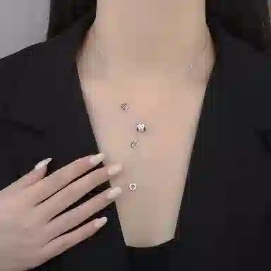 999