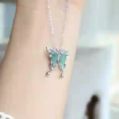 免费刻字 银之岚 蝴蝶吊坠镶钻轻奢潮流锁骨链#好运 玉髓 项链 女款