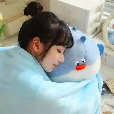 安之静雅 可爱猫咪吃鱼 玩偶 毛绒公仔