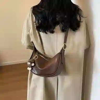 LUVISTRUE PU