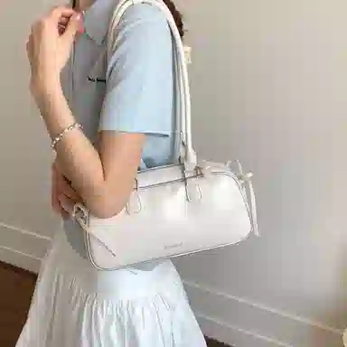 LUVISTRUE PU
