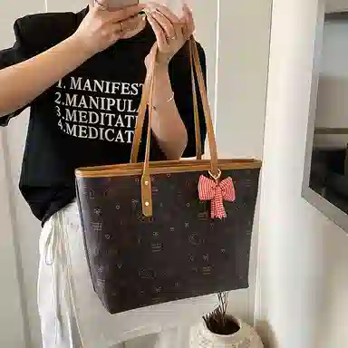 LUVISTRUE PU Tote