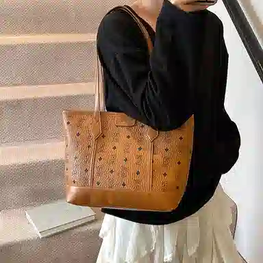 LUVISTRUE PU Tote