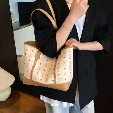 LUVISTRUE PU Tote