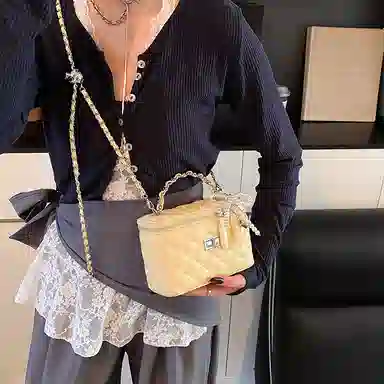 LUVISTRUE PU