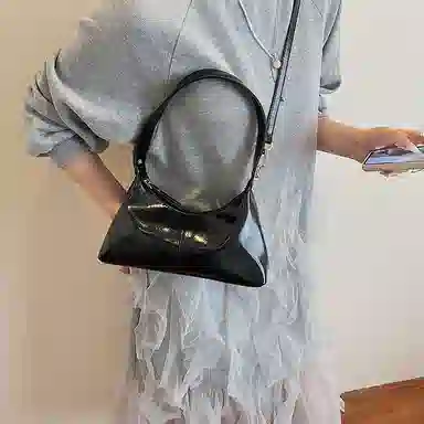 LUVISTRUE PU