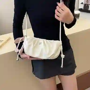 LUVISTRUE PU