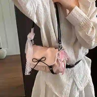 LUVISTRUE PU