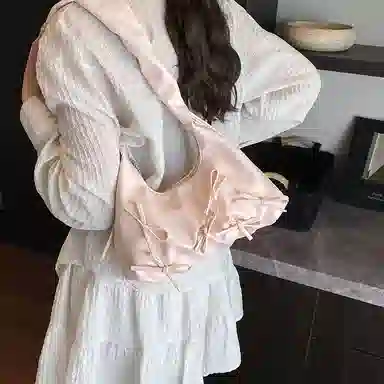 LUVISTRUE PU