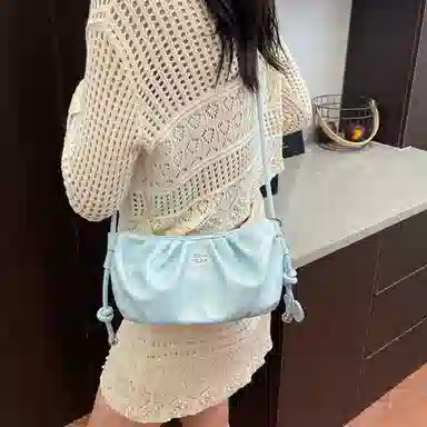 LUVISTRUE PU