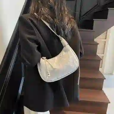 LUVISTRUE PU