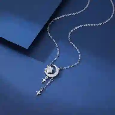 925