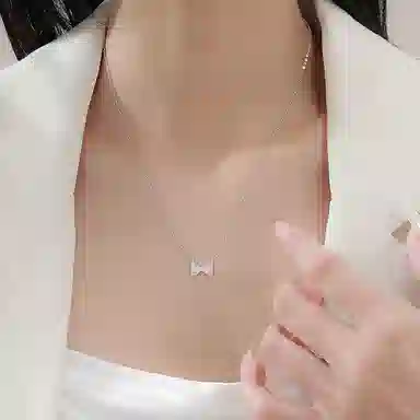 艾卡拉 韩系爱心女小众设计 银 项链 男女同款情侣款