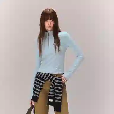 CHUU Basic Embroidered Long Sleeve Tee