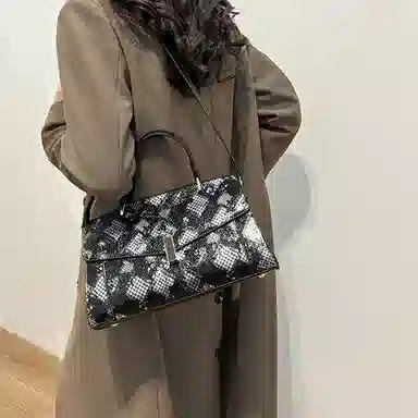 DALO PU