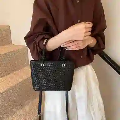DALO PU