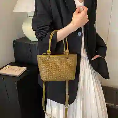 DALO PU
