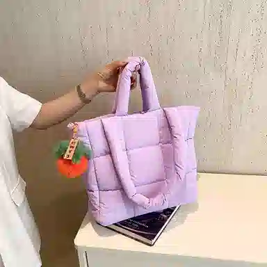 DALO Tote