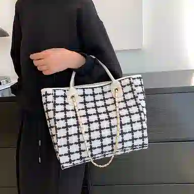 DALO ins Tote