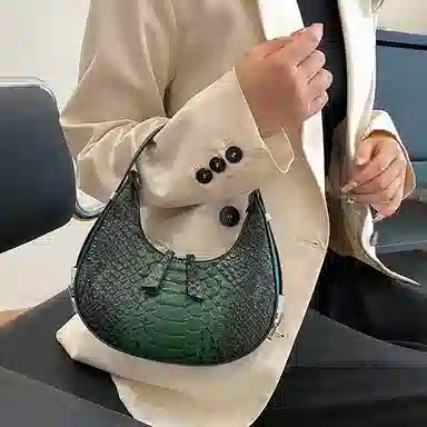 DALO PU