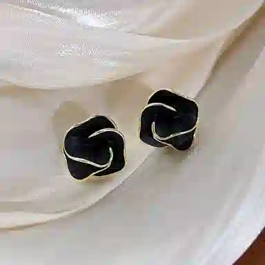 S925