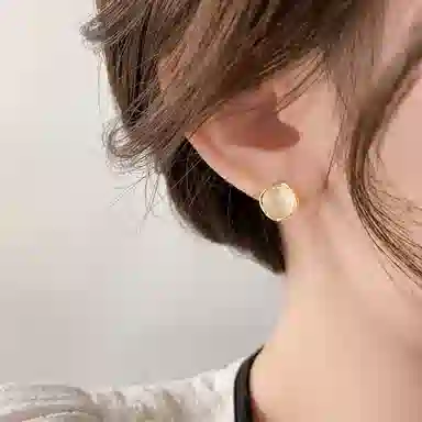 S925