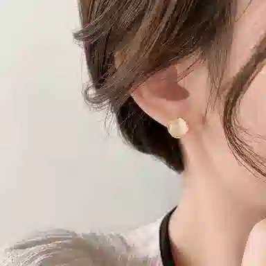 S925