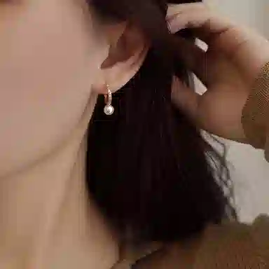 S925