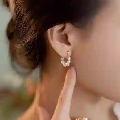S925